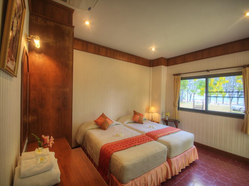 Samroiyod Holiday Resort Sam Roi Yot Exterior photo